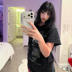 𝔡𝔞𝔦𝔰𝔶 || prettiest goth 🖤 daisylurks OnlyFans