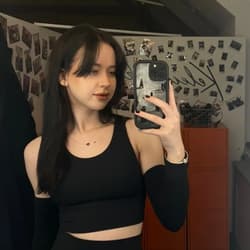 Bella bella_su OnlyFans