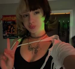 𝓴𝓪𝓽  kat.nextdoor OnlyFans