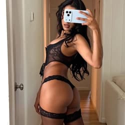 Princess Siya🌸 #1 Thicc Indian Teen on OF 🍑 siyakhan OnlyFans