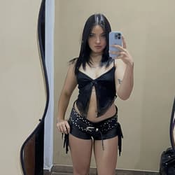 Aria (thicc goth baddie) 🖤 ariasweetx OnlyFans