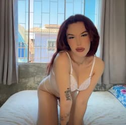 petra 🏳️‍⚧️ redhead tgirl petrabomb OnlyFans