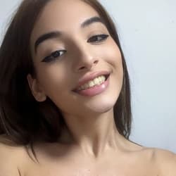 Mia 🏳️‍⚧️ 18yo ˚.🎀༘⋆ miakitty.ts OnlyFans