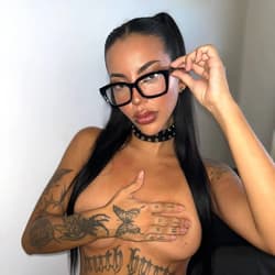 Macarena 👱🏻‍♀️ Miami 🇺🇸 New themacarena OnlyFans